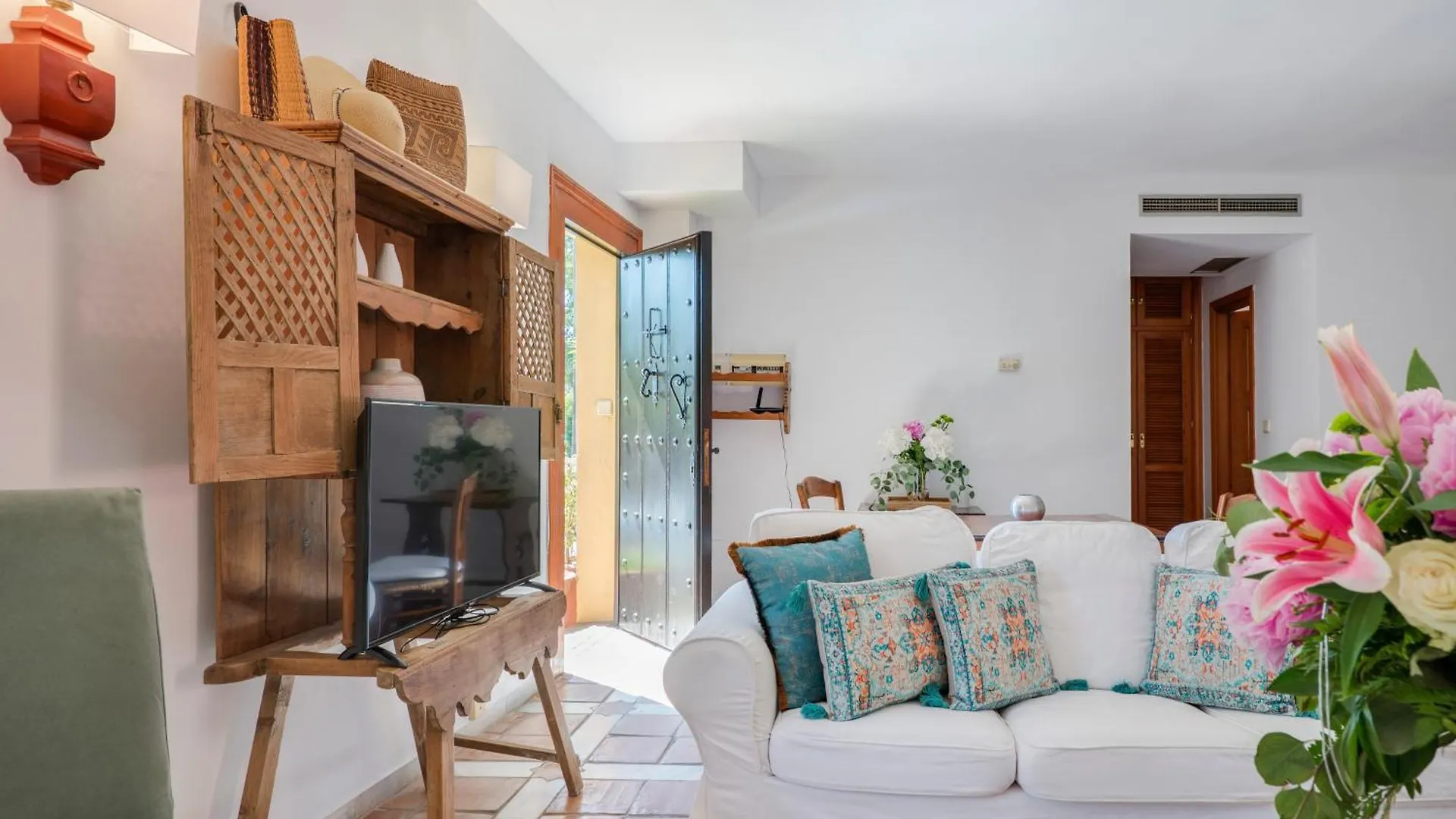 My City Home - Chalet Adosado En Calle Guadalmina Baja, Marbella