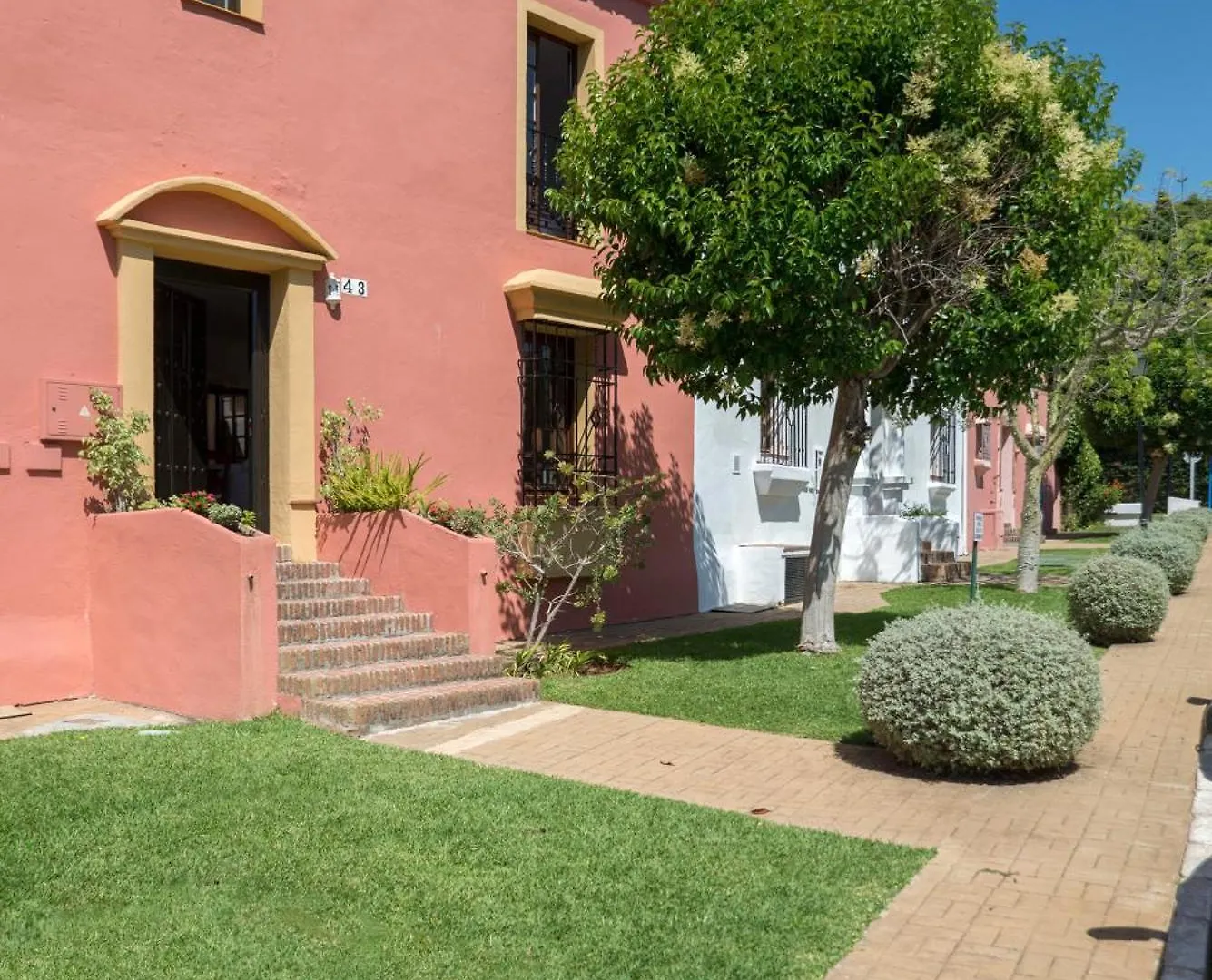 My City Home - Chalet Adosado En Calle Guadalmina Baja, Marbella 0*,  Spain