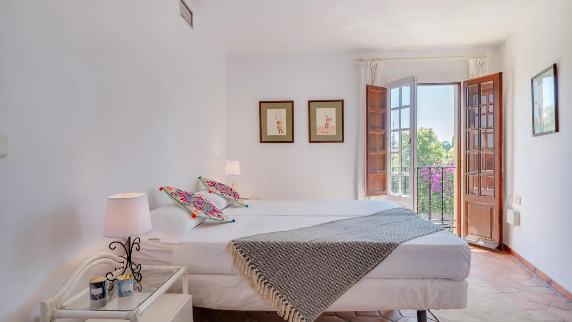 My City Home - Chalet Adosado En Calle Guadalmina Baja, Marbella Spain